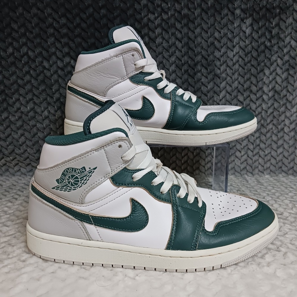 Nike Air Jordan 1 Mid SE White Oxidized Green Sail Men's Basketball Shoes Size 9